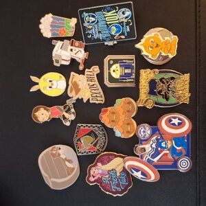 Authentic Disney Trading Pins $10 STARTS